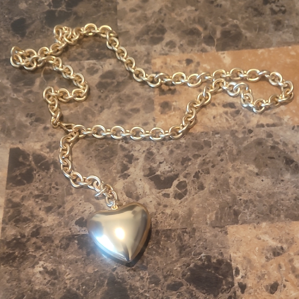 ROXANNE ASSOULIN Gold tone brass chain necklace & heart pendant